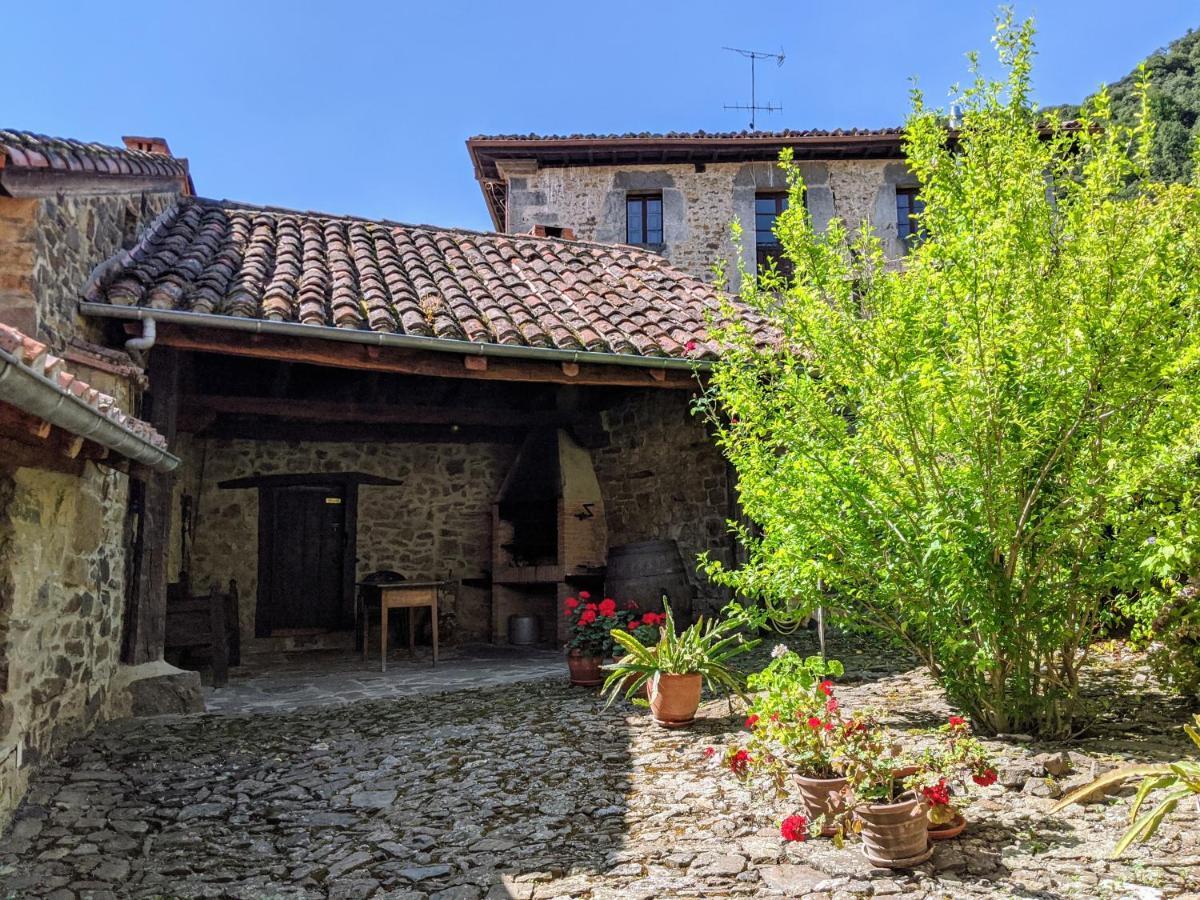 Olmares Apartamento Picos De Europa Apartment Pesaguero-La Parte Exterior photo